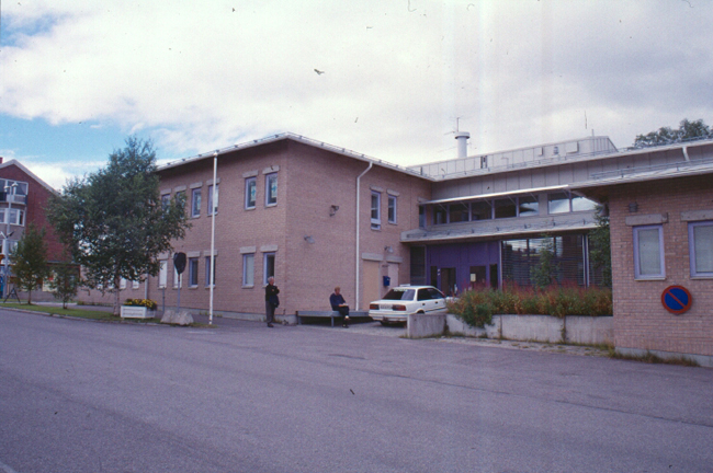 Rättscentrat i Arvidsjaur, ingången till tingshusdelen.