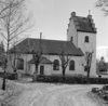 Grinneröds kyrka från nordväst.