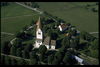Stenkyrka kyrka med omgivningar. Flygfoto 