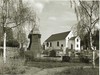 Brämhults kyrka och klockstapel från nordväst