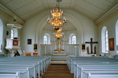 Skånings-Åsaka kyrka, vy mot koret. Neg.nr 04/220:13.jpg