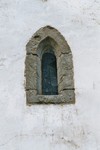 Gotiskt fönster i södra vapenhuset på Kungslena kyrka. Neg.nr. 04/322:04. JPG. 