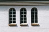 Fönster på Norra kyrkogårdens kapell. Neg.nr. 04/186:08. JPG. 