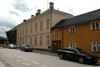Bertha Pettersons hus, torghusets och mellanbyggnadens fasader mot Kyrkogatan.