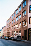 Kåkenhusen 25, hus 1, foto från väster, Brunnsgatan