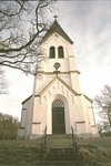 Frillesås kyrka sedd från väster.