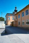 Rådhuset i Vaxholm sett från grannkvarteret.