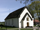 Råby-Rekarne kyrka, exteriör