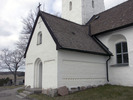 Vallby kyrka, exteriör vapenhus
