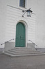 Stora Mellösa kyrka, exteriör, västentré med rusticerad portal