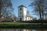 Täby kyrka, exteriör från sydväst