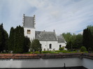 Skabersjö kyrka, från söder.