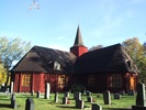 Hällefors kyrka med kyrkogård. 