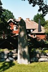 Minnessten från 1700-talet på  Holmestads kyrkogård.. Neg.nr 03/210:06