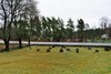 E20 går mellan Södra Härene kyrkogård och Sveriges största hällkista. Neg.nr. B961_038:22. JPG. 