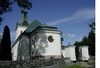Kyrkans östra gavel och i dess förlängning Adlerwallska gravkoret.


Digitalfoto Svensk Klimatstyrning AB
