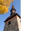 Det medeltida tornet med tornspiran från 1700-talet.