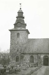 Björsäter kyrka från söder. Tornet och del av långhuset