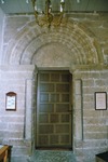 Skalunda kyrka. Romansk portal i vapenhuset. Neg.nr 03/276:01.jpg