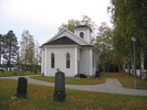 Nyhems kyrka sedd från öster.