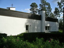 Åsarne nya kyrka, exteriör, församlingshemmet södra fasaden. 


Isa Lindkvist & Christina Persson, bebyggelseantikvarier vid Jämtlands läns museum, inventerade kyrkan mellan 2005-2006. De var också fotografer till bilderna. 