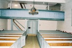 Vikens kapell, interiör, kyrkorummet sett mot orgelläktaren i väster. 

Bilderna är tagna av Martin Lagergren & Emelie Petersson vid Jämtlands läns museum i samband med inventeringen, 2004-2005. 