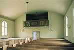 Hillsands kapell, interiör, kyrkorummet mot entré.

Bilderna är tagna av Martin Lagergren & Emelie Petersson vid Jämtlands läns museum i samband med inventeringen, 2004-2005. 
