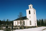 Kyrkås kyrka, exteriör, södra fasaden. 

Bilderna är tagna av Martin Lagergren & Emelie Petersson, bebyggelseantikvarier vid Jämtlands läns museum, i samband med inventeringen, 2004-2005.