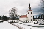 Häggenås kyrka med omgivande kyrkogård. Vy från nordväst. 

Bilderna är tagna av Martin Lagergren & Emelie Petersson, bebyggelseantikvarier vid Jämtlands läns museum, i samband med inventeringen, 2004-2005.