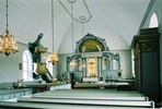 Häggenås kyrka, interiör, kyrkorummet, vy mot koret i öster. 

Bilderna är tagna av Martin Lagergren & Emelie Petersson, bebyggelseantikvarier vid Jämtlands läns museum, i samband med inventeringen, 2004-2005.
