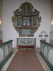 Lockne kyrka, interiör, kyrkorummet, dopaltaret.

Bilderna är tagna av Christina Persson & Isa Lindkvist, bebyggelseantikvarier vid Jämtlands läns museum, i samband med inventeringen, 2005-2006.