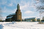 Stora kyrkan, vy från nordväst. 

Bilderna är tagna av Christina Persson & Isa Lindkvist, bebyggelseantikvarier vid Jämtlands läns museum, i samband med inventeringen, 2005-2006.