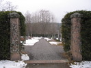 Säbrå kyrkas kyrkogård, entré till kyrkogården i öster. 