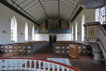 Källna kyrka, kyrkorummet mot orgelläktaren