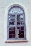 Grolanda kyrka exteriör fönster. Negnr 01/266:11a