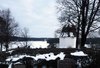 Nordöstra delen av kyrkogården med fd Arvikanderksa gravkoret. 