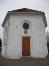 Borgeby kyrka, sakristia med port.