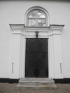 Jämshögs kyrka, ingången på södra långsidan.