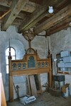 Ursprunglig altaruppsats på tornvind i Essunga kyrka. Neg.nr. 04/152:22. JPG.