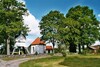 Fåglums kyrka och kyrkogård från öster. Neg.nr. 04/158:16. JPG. 