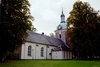 Vänersborgs kyrka omgavs ursprungligen av en kyrkogård men 1834 upphörde gravsättningen här. 