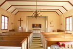 Utblick över kyrkorummet mot koret