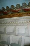 Del av långhusvägg med kvadermålning samt målad draperibård i Horreds kykra, från NV.