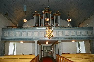 Läktaren med läktarorgeln i Istorps kyrka, från Ö.