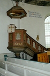 Toarps kyrka har en predikstol med drag av renässans.