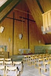 Sjöbo kyrka sedd mot altarområdet från entrésidan. Ovan till höger skymtar läktaren.