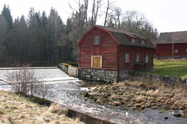 Linoljeslageribyggnaden på Årebergs gård