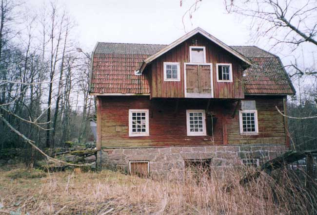 Kvarnens norra fasad med utbyggnad