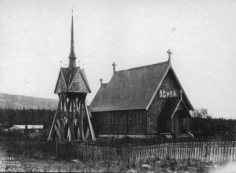 Kvikkjokks kyrka, med klockstapel