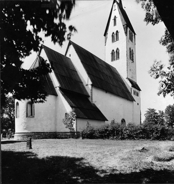 Gothems kyrka från nordöst